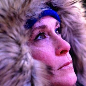 Chanuka: světlo radosti v moři slz