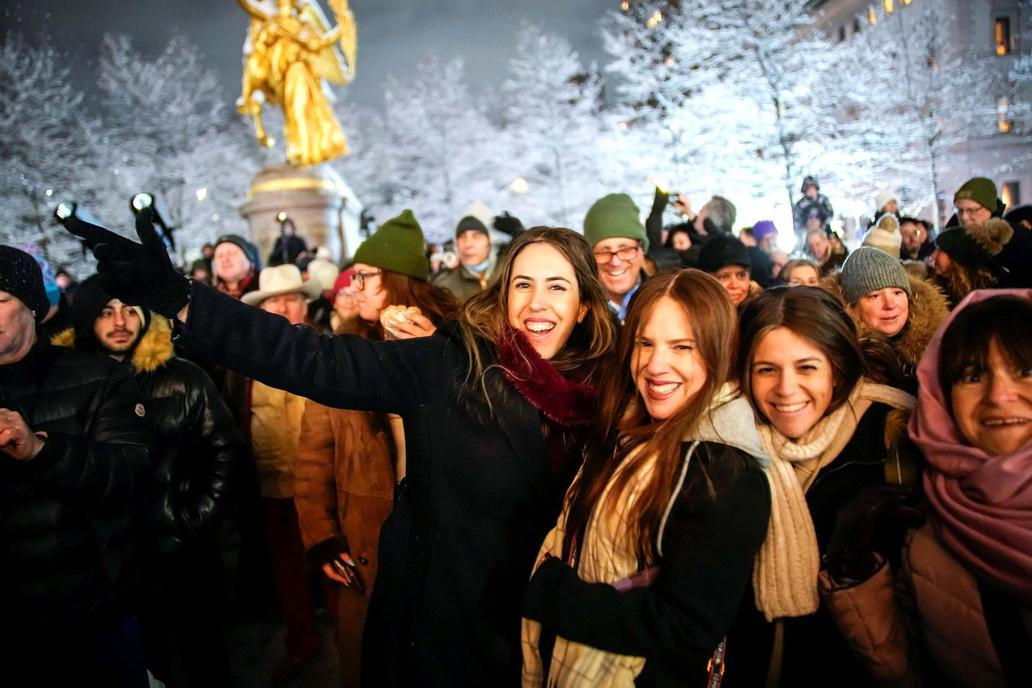 Chanuka: světlo radosti v moři slz