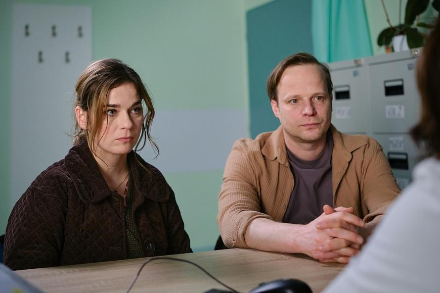 Křehký Tanec s medvědem. Do kin se chystá silný film o těžké rodičovské volbě