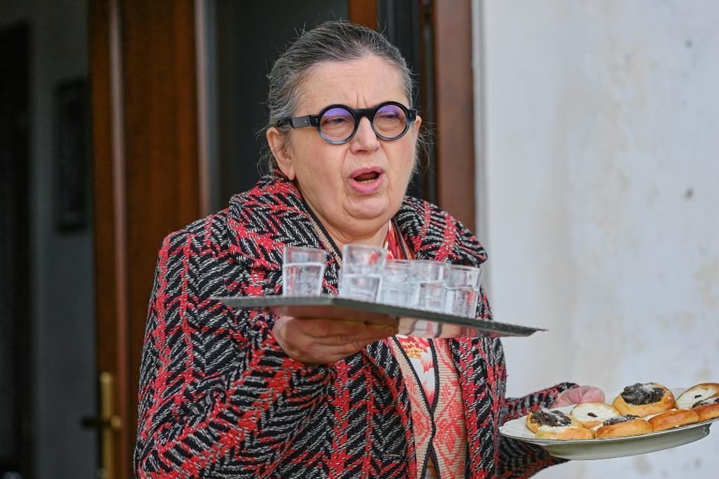 Zuzana Kronerová, představitelka Markovy hluboce věřící matky ve filmu Tanec s medvědem.