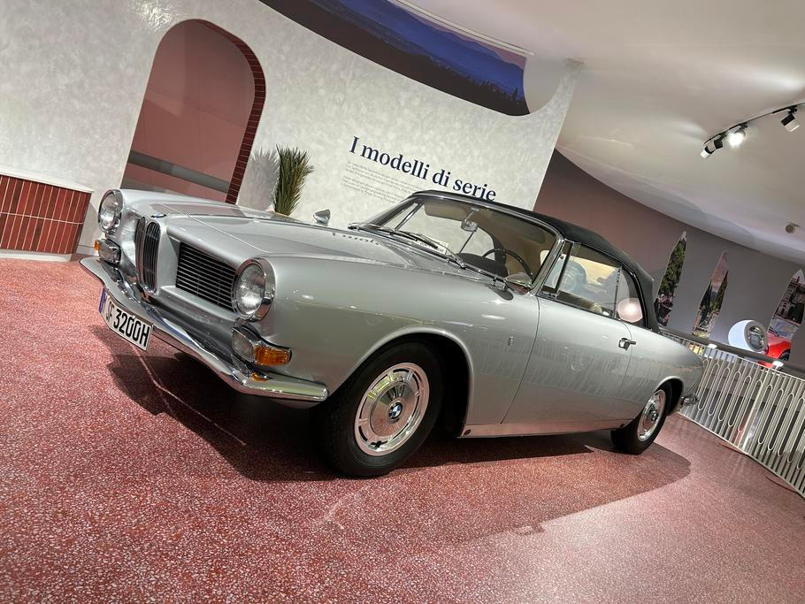 Výstava BMW Belle Machine