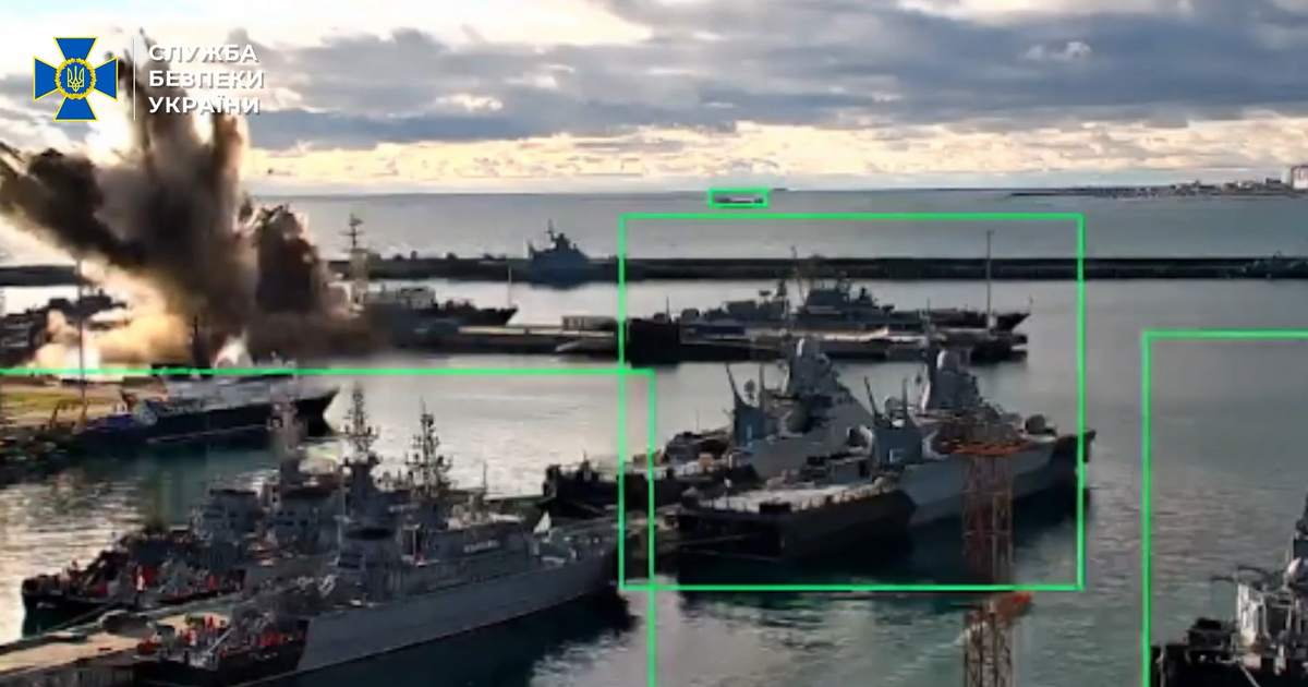 Poprvé v historii: ukrajinské podvodní drony zasáhly "neviditelnou" ruskou ponorku 