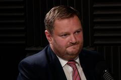 Spotlight Volby 2025: Petr Bartoň hodnotí z ekonomického hlediska výsledek voleb