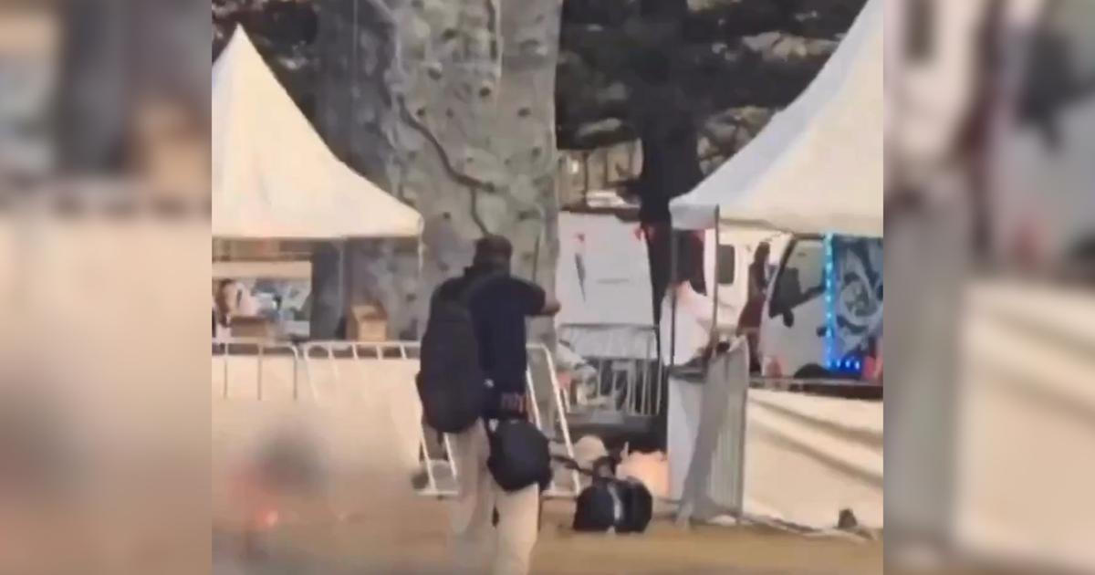 Kdo je druhý hrdina z Bondi Beach? Chránil ostatní, sám za to zaplatil životem