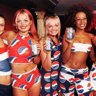 Spice Girls byly v devadesátých letech všechno. Doslova. Není třeba nic víc dodávat.