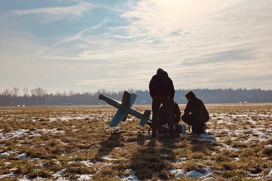 České zbrojení: Drony z Kolína deptají Rusy. Aby odolaly, co tři měsíce se inovují