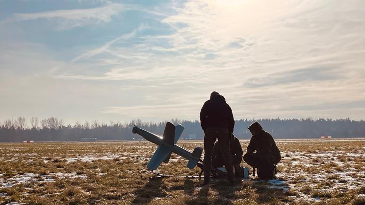 S vývojem i testováním kolínských dronů z továrny U&C UAS pomáhají i ukrajinští operátoři, kteří prošli bojovým nasazením při obraně země před Rusy.
