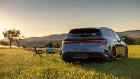 Součástí standardní výbavy nejen kombi Seal 6, ale všech plug-in hybridů značky BYD je funkce V2L. Ta z auta udělá pojízdnou powerbanku a umožní napájení elektrických spotřebičů prostřednictvím speciálního konektoru.