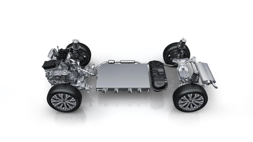 Schéma plug-in hybridního pohonu BYD Super DM.