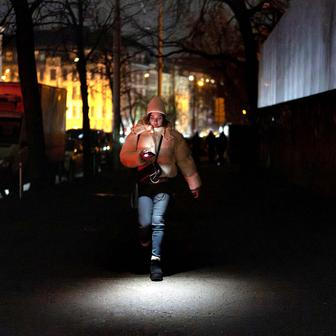 Temnota jako každodenní realita. Kyjev žije na příděl světla