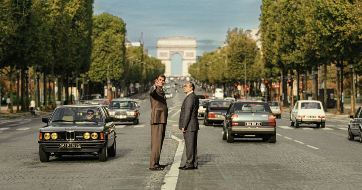 Tichá válka o Velký oblouk. Skvělý film Architekt ukazuje, jak se bortí ideály