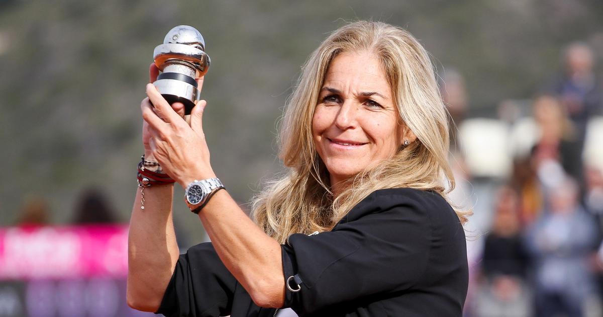 Rodiče mě o všechno obrali, tvrdí španělská tenistka. Za další dluhy prý může manžel