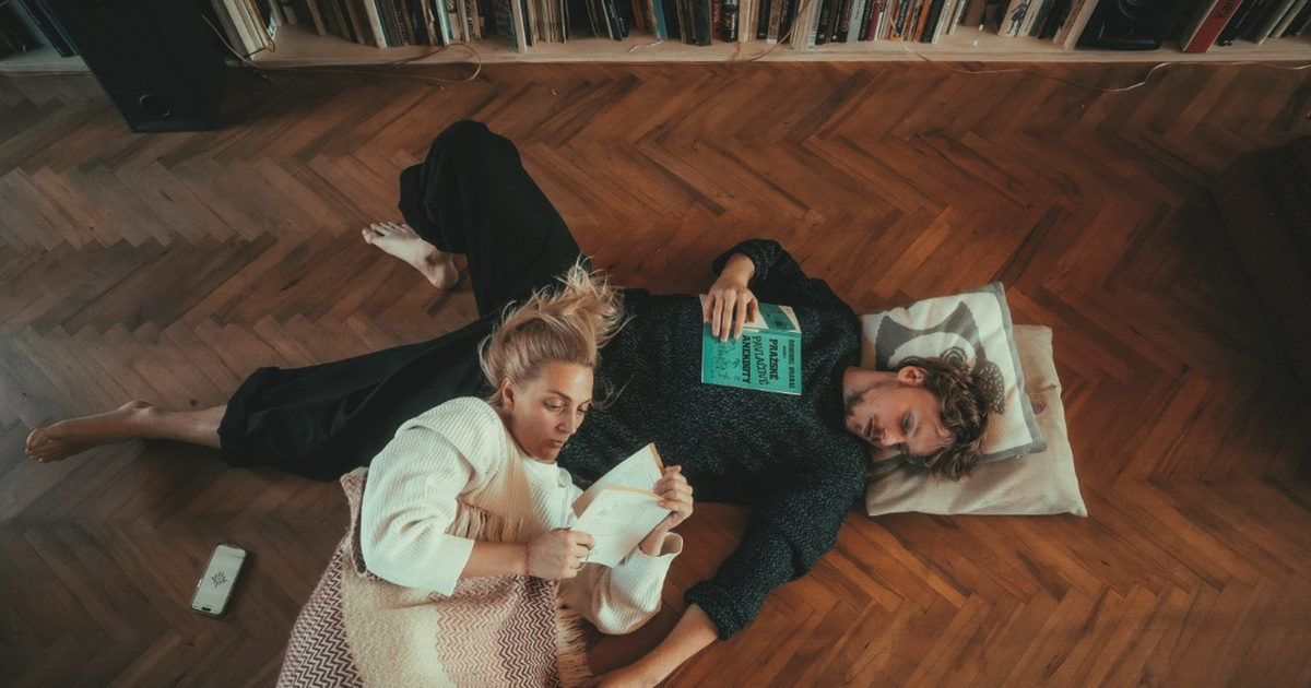 Proč je klábosení důležité pro tvorbu a jak se potkali? Poláková a Urban mají Sršeň 