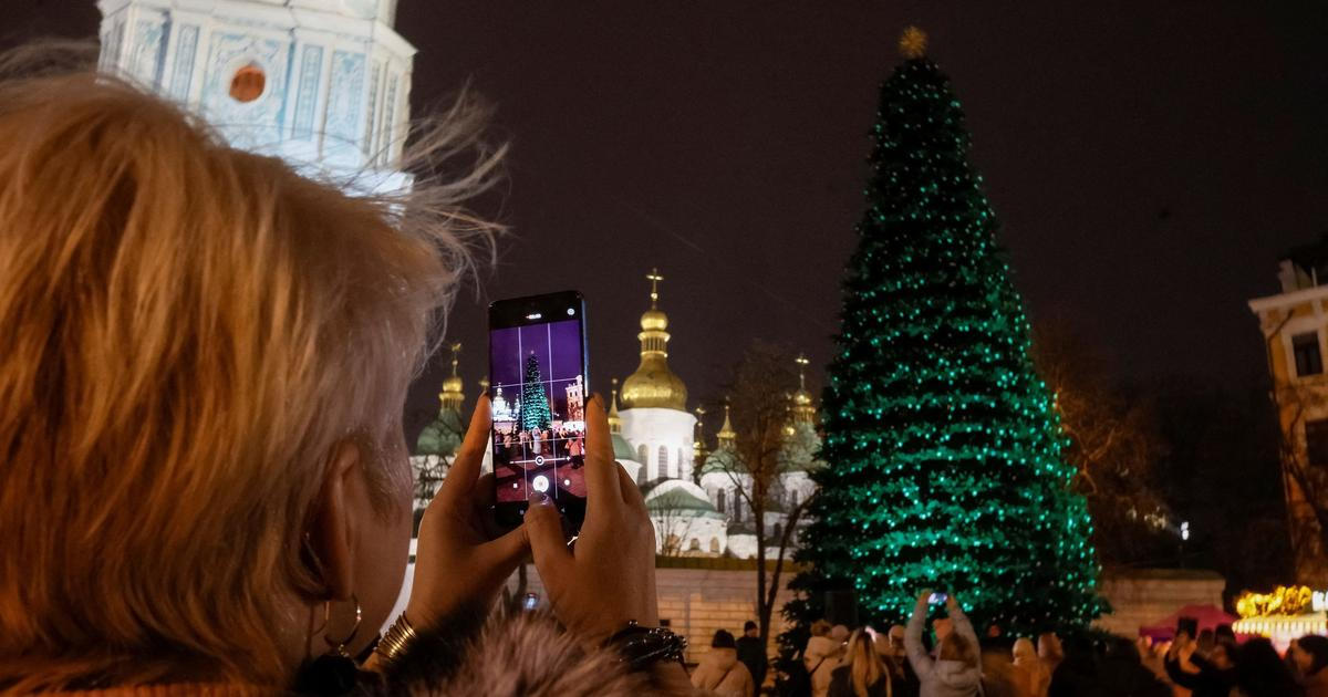 Vánoce na Ukrajině: posun v čase, 12 večerních chodů i výrazný otisk v hitu Sám doma