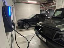 Nabíjí se výkonem údajně až 80 kW, naše zkušenost byla maximálně 60 kW.