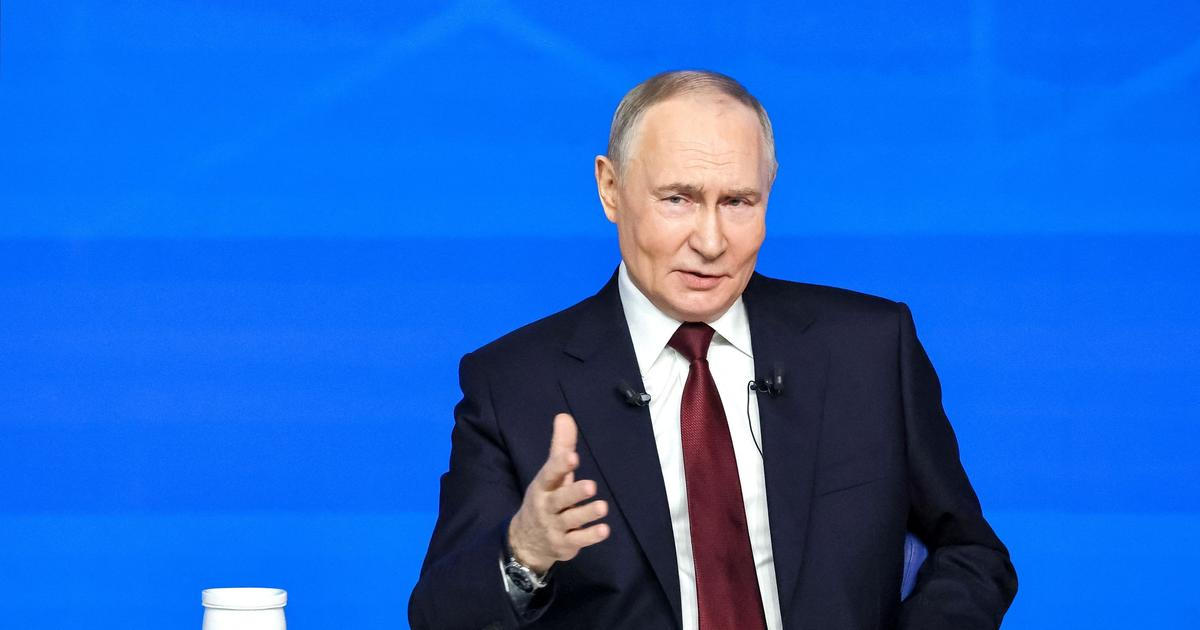 Útočíme v celé linii fronty, chlubil se Putin. Pak se vysmíval Zelenskému