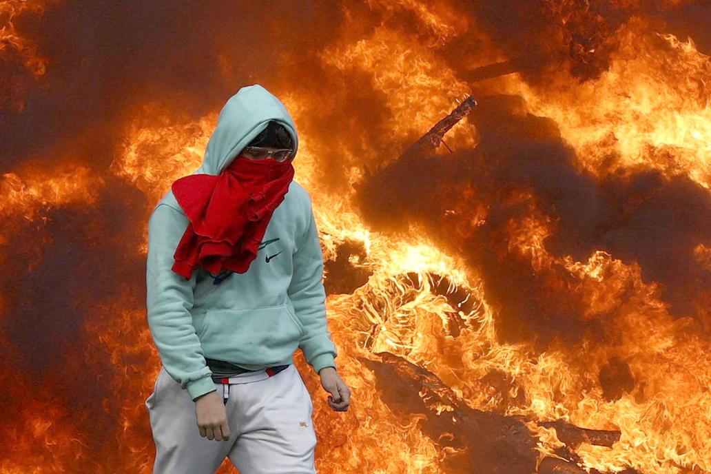 Tisíc traktorů vs. EU: Brutální střety u Evropského parlamentu