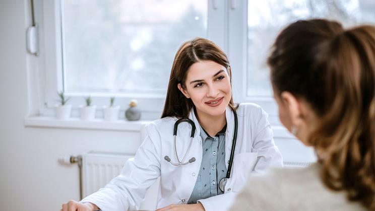 Ilustrační snímek / Pacientka / Doktorka / Lékař / Lékařka / Pacient / Doktor / Zdravotnictví / Zdravotní pojišťovny / VZP / Zdravotní pojištění / Zdravotní prohlídka / Zdraví / Zdravotnictví