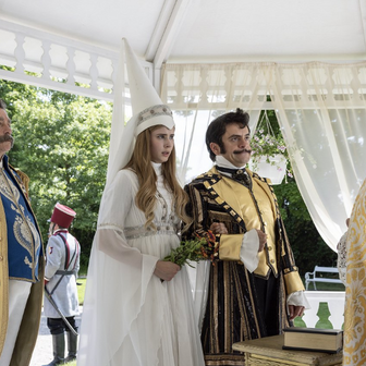 Pavel Kříž, Sofie Anna Švehlíková a Jiří Mádl v pohádce Záhada strašidelného zámku.