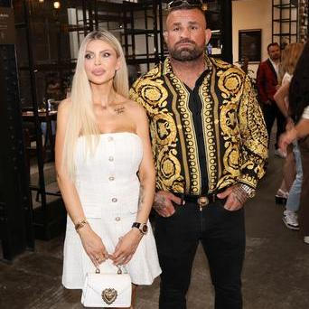 Lela Vémola, Karlos Vémola