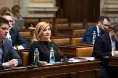  Parlament České republiky, Poslanecká sněmovna, zasedání, Alena Schillerová
Členka Poslanecké sněmovny České republiky

