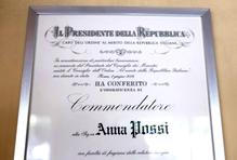 Tajemství dlouhověkosti v šálku kávy: 101 letá baristka Anna a její příběh