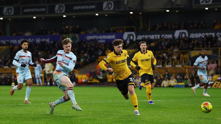 Premier League - Wolverhampton Wanderers v Brentford