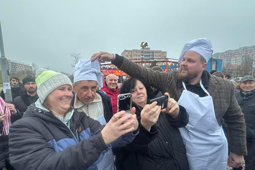 Zůnu čeká „kobereček“. My mu to vysvětlíme, avizuje Babiš k ministrovi potížistovi