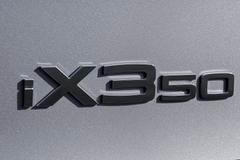 Typ 50 se dvěma motory je nabídkou do začátku. Za pár měsíců přijde i levnější varianta.