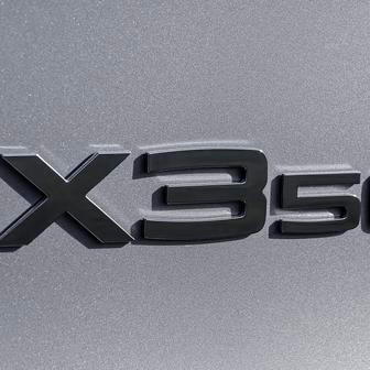 Typ 50 se dvěma motory je nabídkou do začátku. Za pár měsíců přijde i levnější varianta.