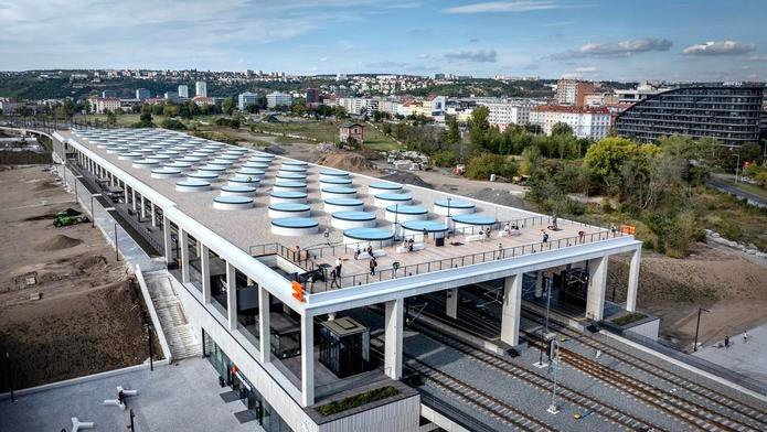 Praha 2. 9. 2025 VYHLÍDKOVÁ TERASA NÁDRAŽÍ BUBNY