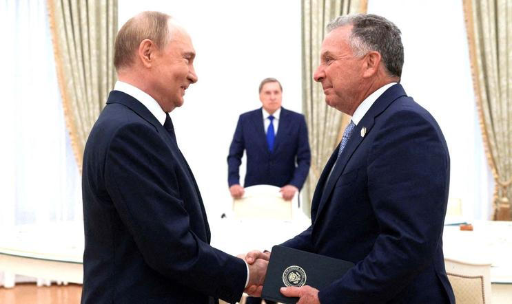 Gloss, Putin, Witkoff, Leninův řád