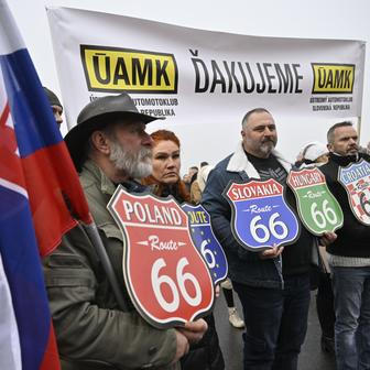 Slovensko-stavby-silnice-FASTPIX, doprava