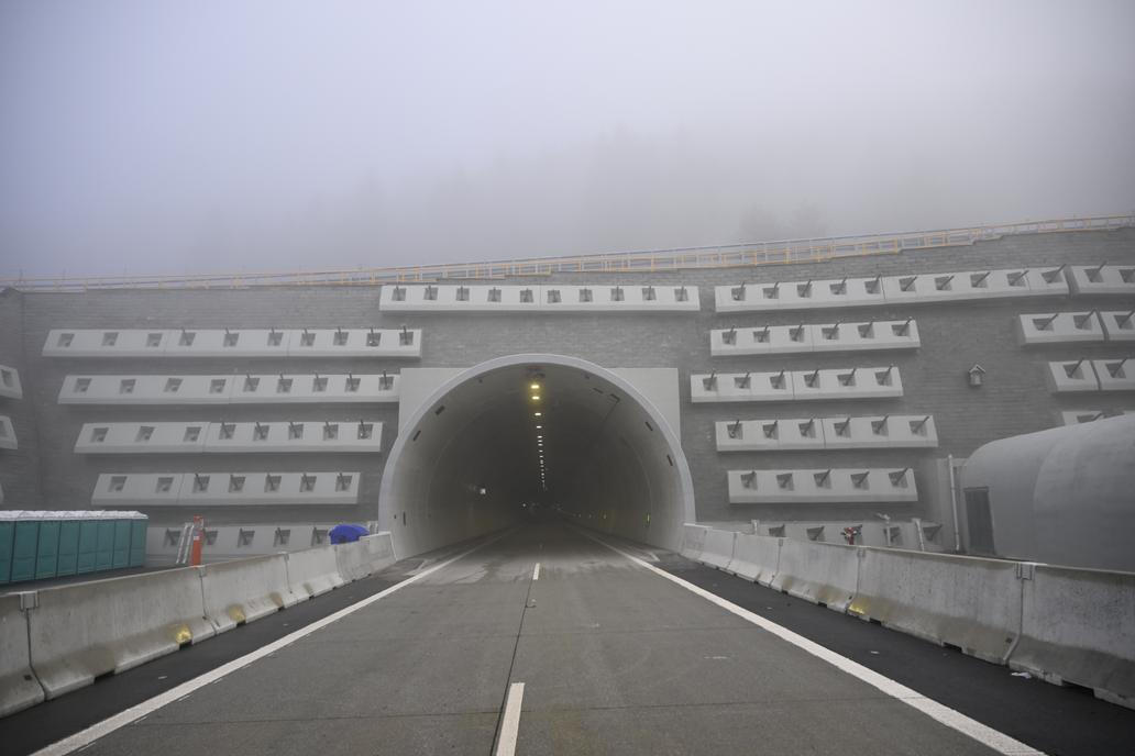 Slovensko-stavby-silnice-FASTPIX, doprava