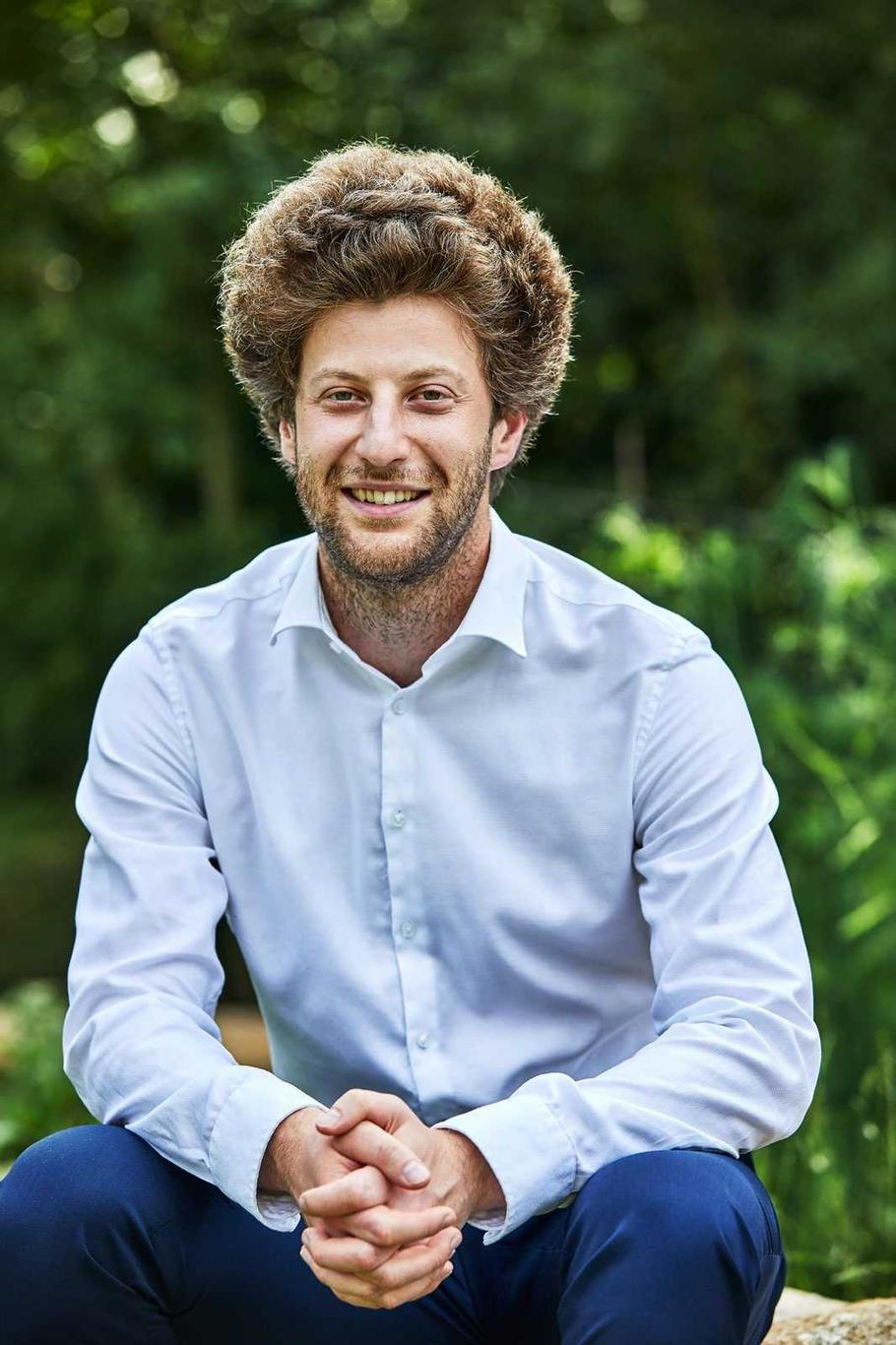 Jan Gregor, nastupující šéf poradců ministra práce a sociálních věcí Aleše Juchelky (ANO), je současně místopředsedou konzervativní Aliance pro rodinu.