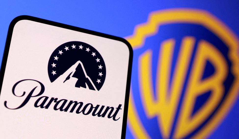 FILE PHOTO: Illustration shows Paramount and Warner Bros logos