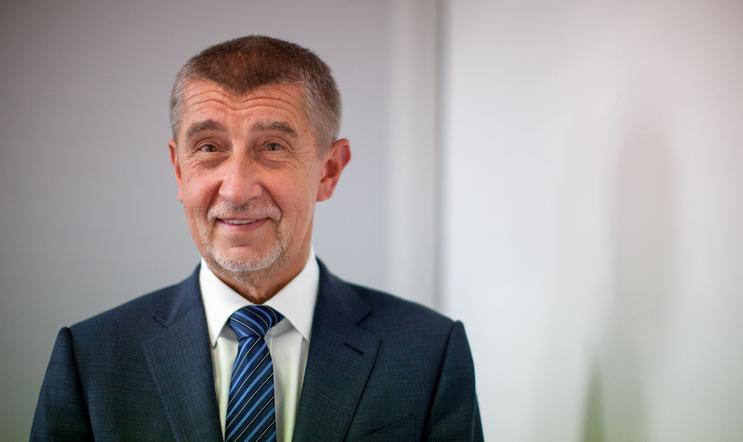 Nejde o Babiše, ale princip. Obviněný premiér by poškozoval obraz České republiky, říká Tabery