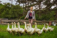 Za ten jeden rok studenti poznají 10 až 15 ekofarem v České republice a třeba 5 až 6 zahraničí. 