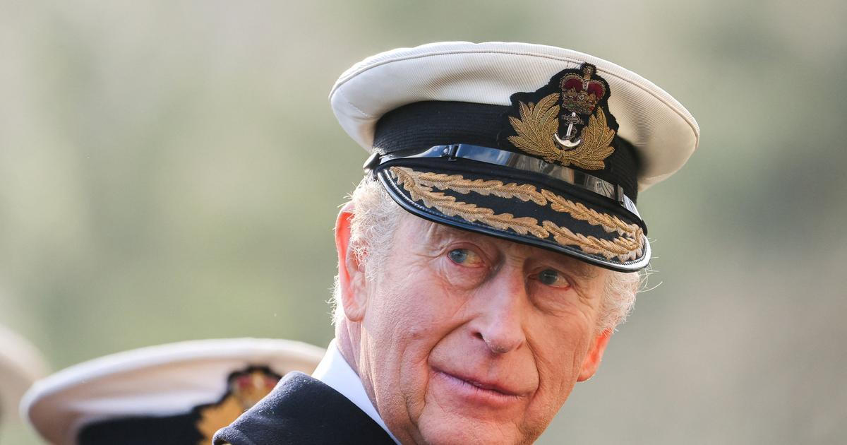 Pečená husa a dárky za pár liber. Jak slaví Vánoce král Karel III.