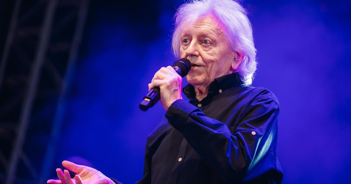 Půjčil Martě mikrofon, když se psaly dějiny. Exkluzivní rozhovor s Václavem Neckářem 