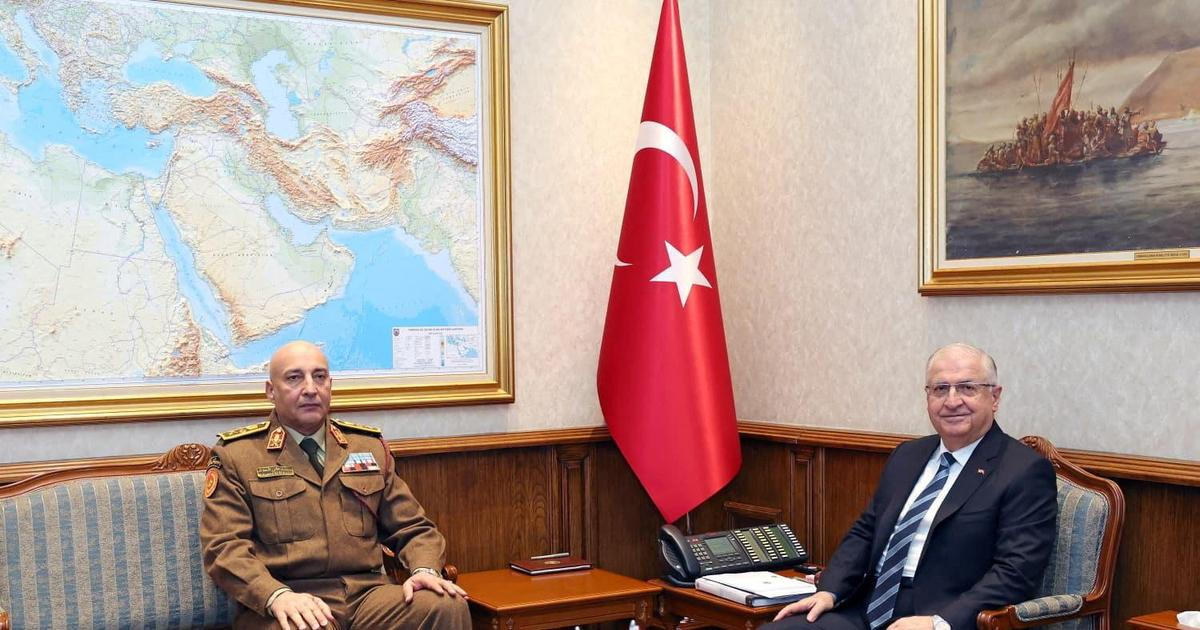 V Turecku se zřítilo letadlo s libyjským generálem, podle Tripolisu zahynul