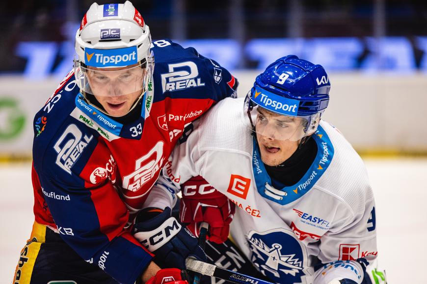 Pardubice drží první místo, na Kladně jim stačil jediný gól. Sparta zabrala