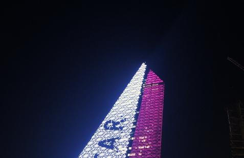 Katar je muslimská země, kde Vánoce nepatří k oficiálním svátkům. Přesto jsou tu jejich stopy běžně viditelné.