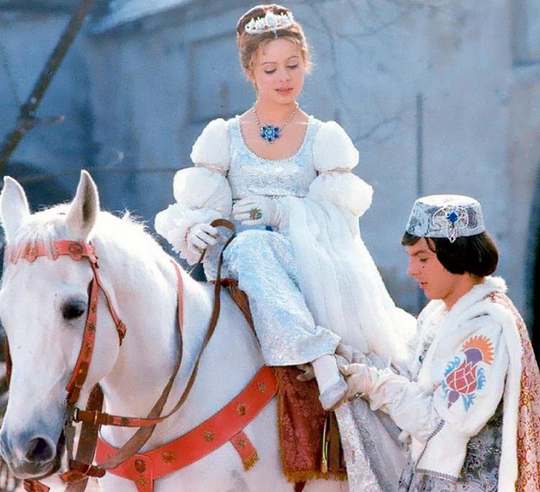 Tři oříšky pro Popelku