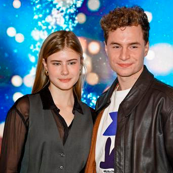 Sofie Anna Švehlíková se poprvé objevila na televizních obrazovkách jako štědrovečerní princezna. V nové pohádce Záhada strašidelného zámku ztvárnila Elvíru – hrdinku, která není zvyklá čekat, až ji někdo zachrání.