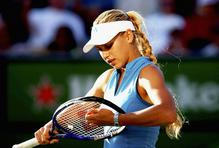 Jednorázové užití / Fotogalerie / Krásná a kultovní. Sexy tenistka Anna Kurnikovová slaví 40 let