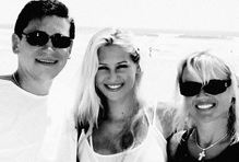 Jednorázové užití / Fotogalerie / Krásná a kultovní. Sexy tenistka Anna Kurnikovová slaví 40 let