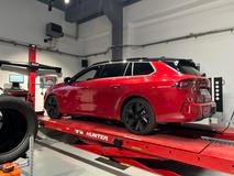 Vzali jsme Opel Astra Sports Tourer Electric na diagnostiku.