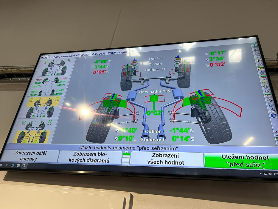 Petr Kunzl také připomíná, že vibrace jsou u elektromobilů velké téma a znamenají i výzvu pro automechaniky. „Dnes už nestačí jen obyčejné vyvážení kol – je potřeba řešit vše okolo pneumatik, tvarové odchylky disků a do budoucna se určitě přidají i pokročilé metody vibrační analýzy,“ doplňuje.
