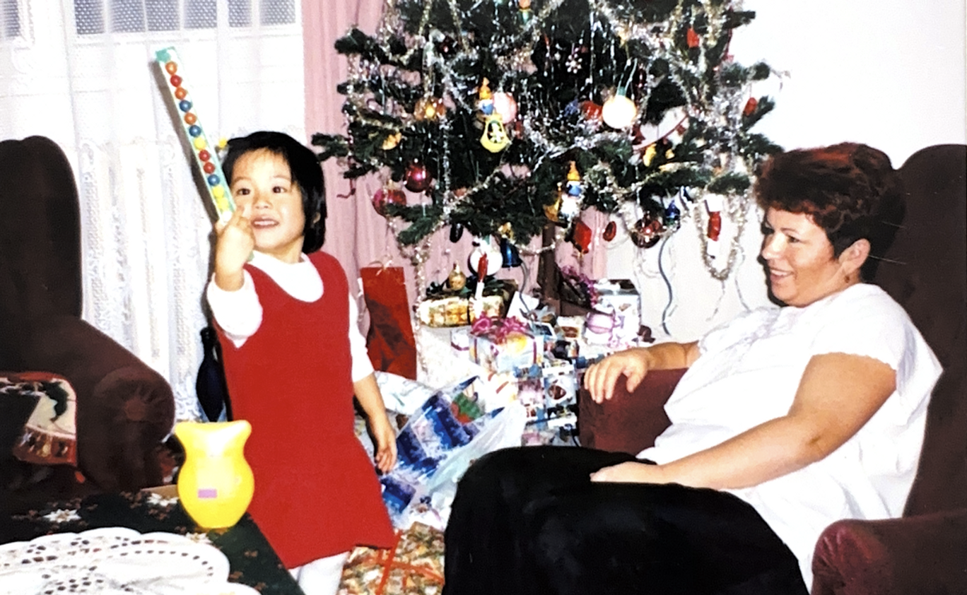 Někteří Vietnamci si nicméně nedokážou představit Vánoce bez svých „českých tetiček a babiček“. To je i případ Vo Tu Anh.